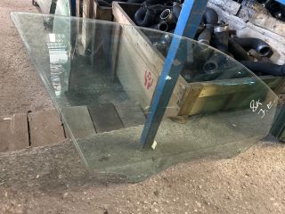 bontott AUDI A4 B8 Jobb első Ablak