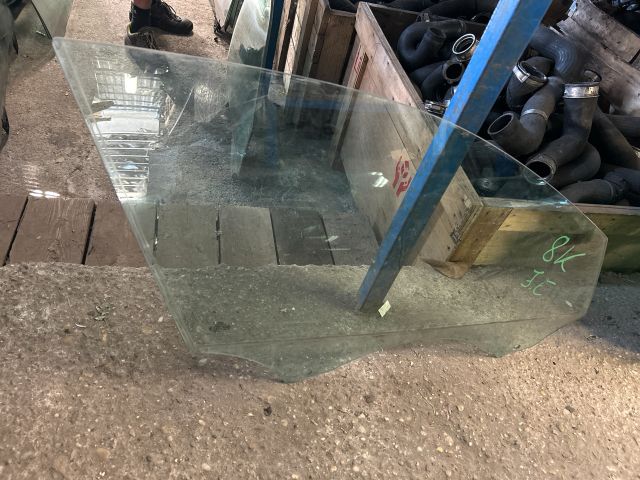 bontott AUDI A4 B8 Jobb első Ablak