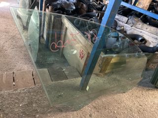 bontott AUDI A4 B8 Jobb első Ablak