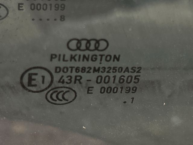 bontott AUDI A4 B8 Jobb első Ablak