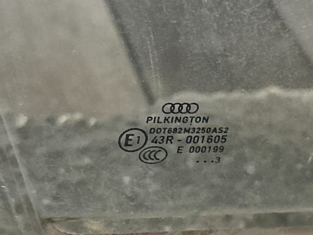 bontott AUDI A4 B8 Jobb első Ablak