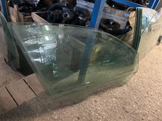 bontott AUDI A4 B8 Jobb első Ablak