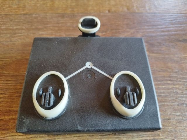 bontott AUDI A4 B8 Jobb első Ablakemelő Elektronika