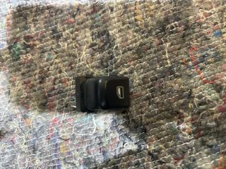 bontott AUDI A4 B8 Jobb első Ablakemelő Kapcsoló