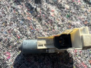 bontott AUDI A4 B8 Jobb első Ablakemelő Motor