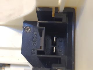 bontott AUDI A4 B8 Jobb első Ablakemelő Motor