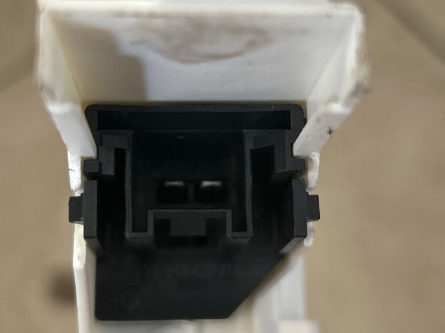 bontott AUDI A4 B8 Jobb első Ablakemelő Motor