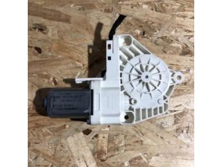 bontott AUDI A4 B8 Jobb első Ablakemelő Motor