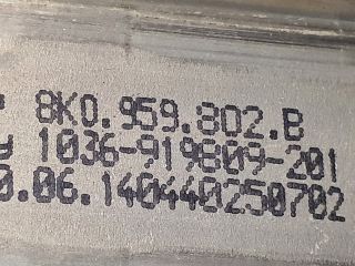 bontott AUDI A4 B8 Jobb első Ablakemelő Motor