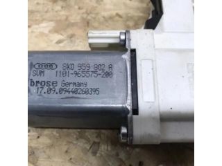 bontott AUDI A4 B8 Jobb első Ablakemelő Motor