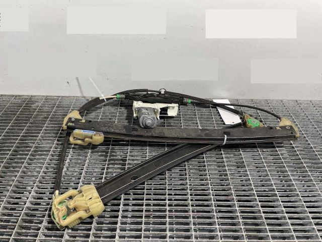 bontott AUDI A4 B8 Jobb első Ablakemelő Szerkezet (Elektromos)