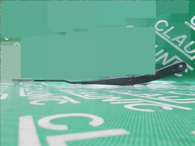 bontott AUDI A4 B8 Jobb első Ablaktörlő Kar