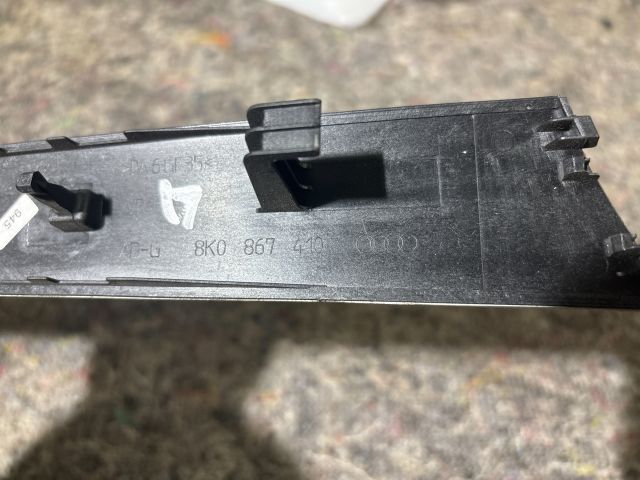 bontott AUDI A4 B8 Jobb első Ajtó Díszléc