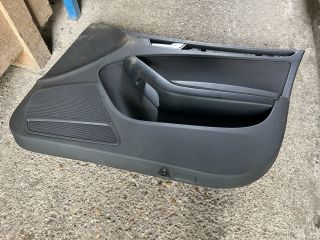 bontott AUDI A4 B8 Jobb első Ajtó Kárpit