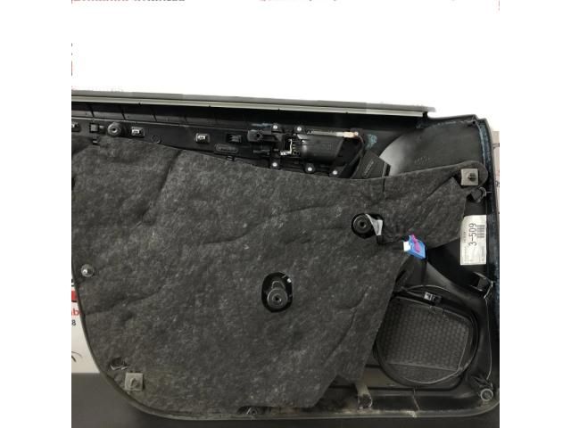 bontott AUDI A4 B8 Jobb első Ajtó Kárpit