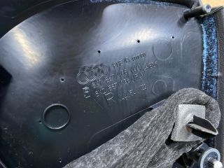 bontott AUDI A4 B8 Jobb első Ajtó Kárpit