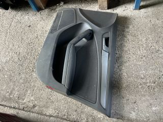 bontott AUDI A4 B8 Jobb első Ajtó Kárpit