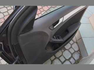 bontott AUDI A4 B8 Jobb első Ajtó (Részeivel)