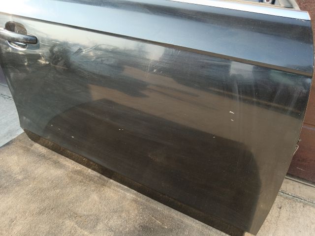 bontott AUDI A4 B8 Jobb első Ajtó (Részeivel)