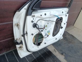 bontott AUDI A4 B8 Jobb első Ajtó (Részeivel)