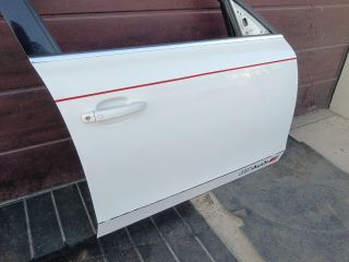 bontott AUDI A4 B8 Jobb első Ajtó (Részeivel)