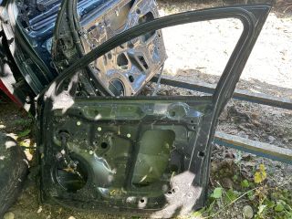bontott AUDI A4 B8 Jobb első Ajtó (Üres lemez)