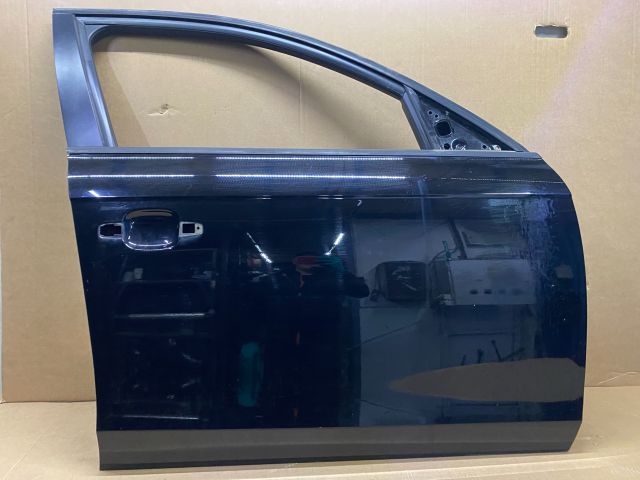 bontott AUDI A4 B8 Jobb első Ajtó (Üres lemez)