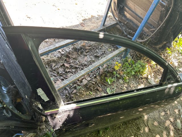 bontott AUDI A4 B8 Jobb első Ajtó (Üres lemez)