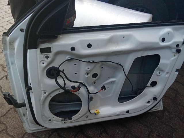 bontott AUDI A4 B8 Jobb első Ajtó (Üres lemez)