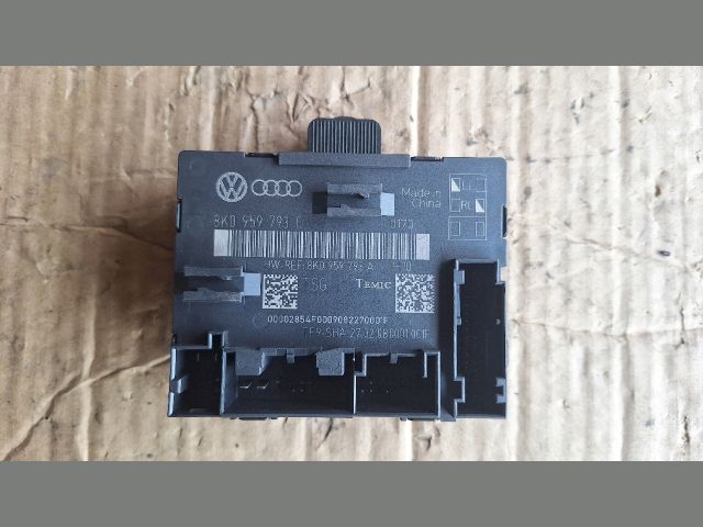 bontott AUDI A4 B8 Jobb első Ajtó Vezérlőegység