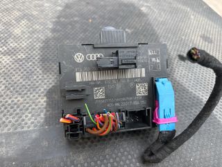bontott AUDI A4 B8 Jobb első Ajtó Vezérlőegység