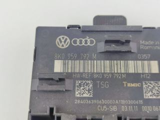 bontott AUDI A4 B8 Jobb első Ajtó Vezérlőegység