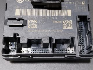 bontott AUDI A4 B8 Jobb első Ajtó Vezérlőegység