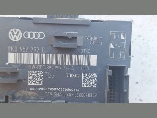 bontott AUDI A4 B8 Jobb első Ajtó Vezérlőegység