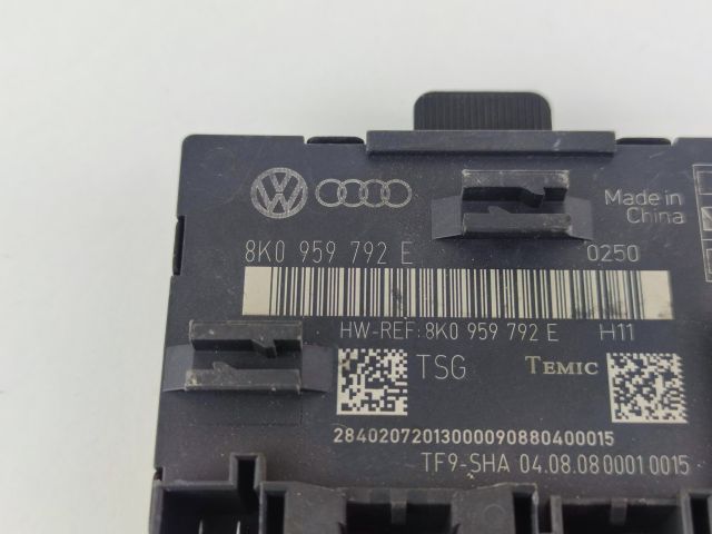 bontott AUDI A4 B8 Jobb első Ajtó Vezérlőegység