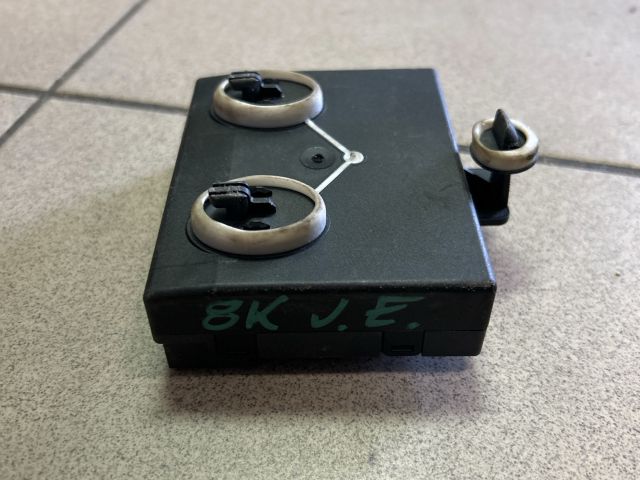 bontott AUDI A4 B8 Jobb első Ajtó Vezérlőegység