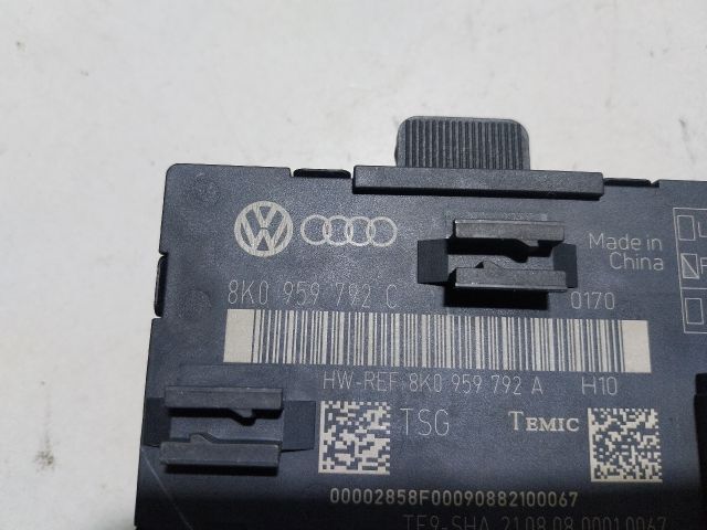 bontott AUDI A4 B8 Jobb első Ajtó Vezérlőegység