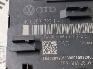 bontott AUDI A4 B8 Jobb első Ajtó Vezérlőegység