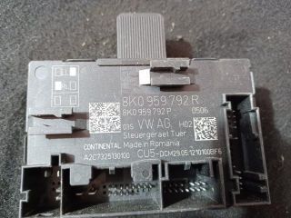 bontott AUDI A4 B8 Jobb első Ajtó Vezérlőegység