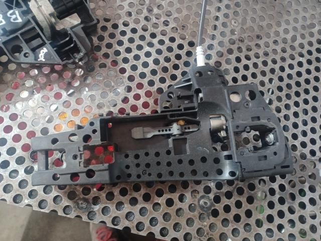 bontott AUDI A4 B8 Jobb első Ajtóbehúzó