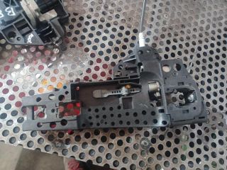 bontott AUDI A4 B8 Jobb első Ajtóbehúzó