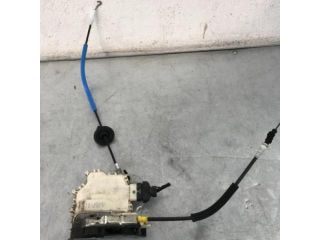 bontott AUDI A4 B8 Jobb első Ajtózár