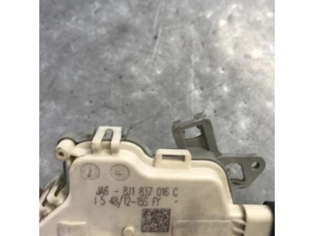 bontott AUDI A4 B8 Jobb első Ajtózár