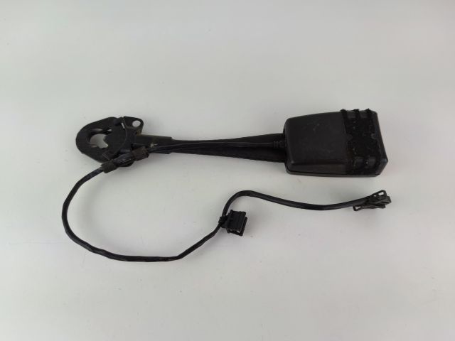 bontott AUDI A4 B8 Jobb első Biztonsági Öv Csat