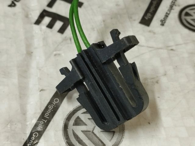 bontott AUDI A4 B8 Jobb első Biztonsági Öv Csat