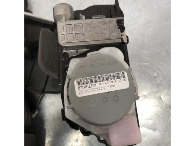 bontott AUDI A4 B8 Jobb első Biztonsági Öv