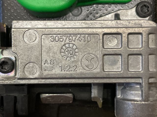 bontott AUDI A4 B8 Jobb első Biztonsági Öv