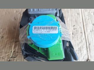 bontott AUDI A4 B8 Jobb első Biztonsági Öv