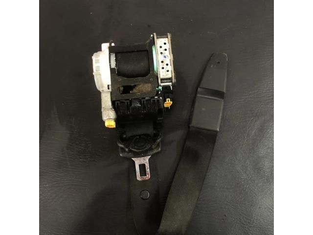 bontott AUDI A4 B8 Jobb első Biztonsági Öv