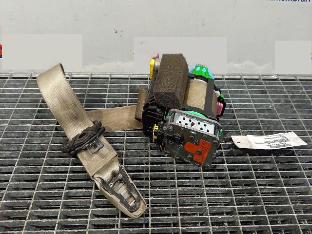 bontott AUDI A4 B8 Jobb első Biztonsági Öv